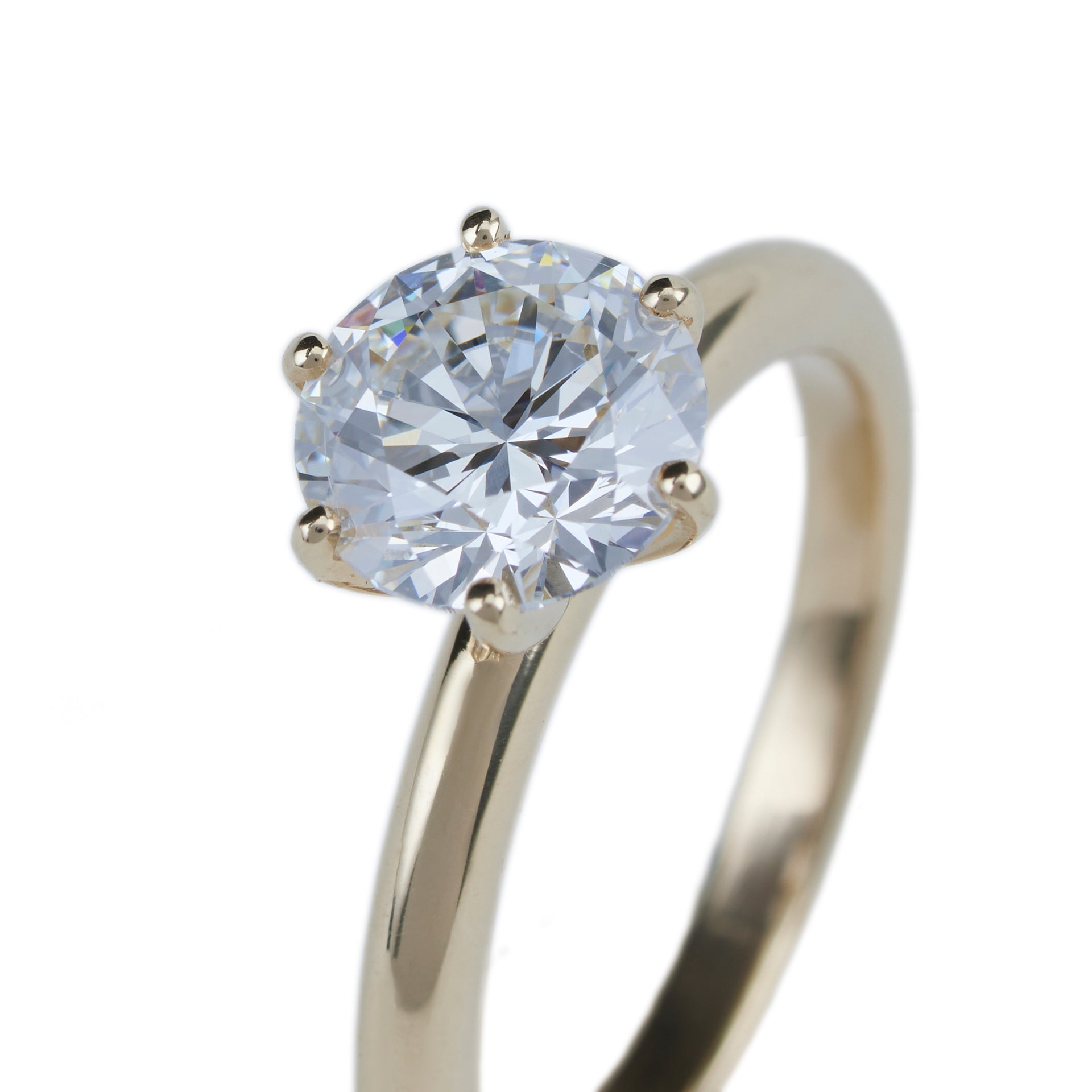 1.5ct Round LGD Solitaire Gold Ring
